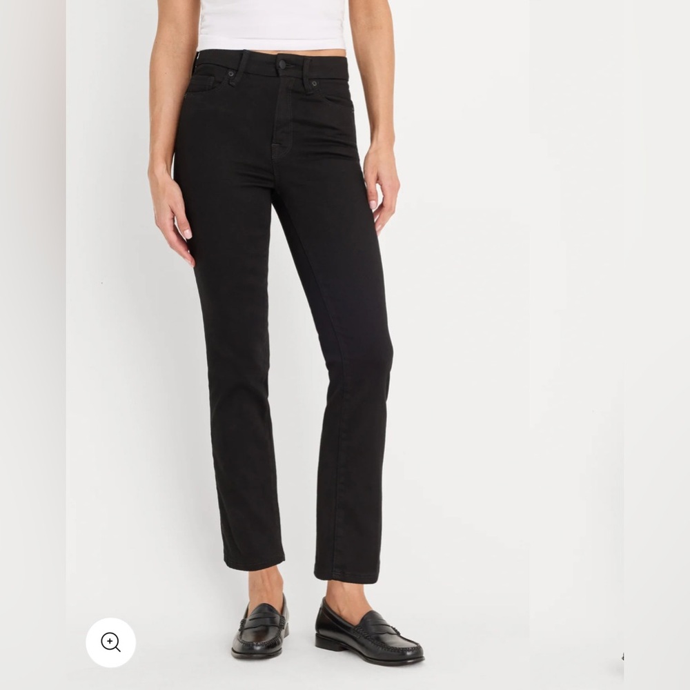 Good American Never Fades Good Leg Straight Jeans